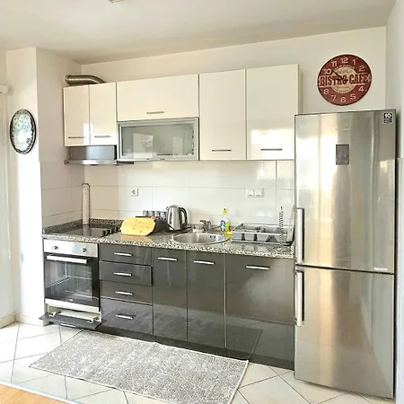 Miljacka Apartment *