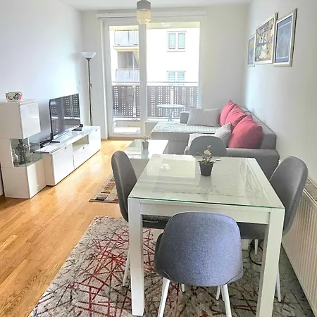 Miljacka Apartment *